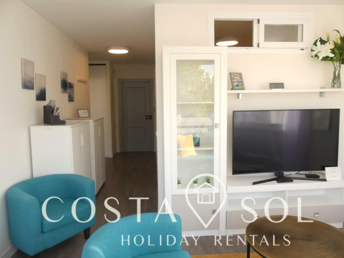 Apartamento Vacacional A 1 Minuto De La Playa - Carihuela Torremolinos Bagian luar foto