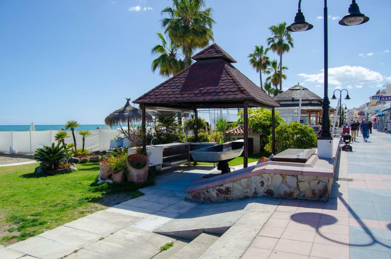 Apartamento Vacacional A 1 Minuto De La Playa - Carihuela Torremolinos Bagian luar foto
