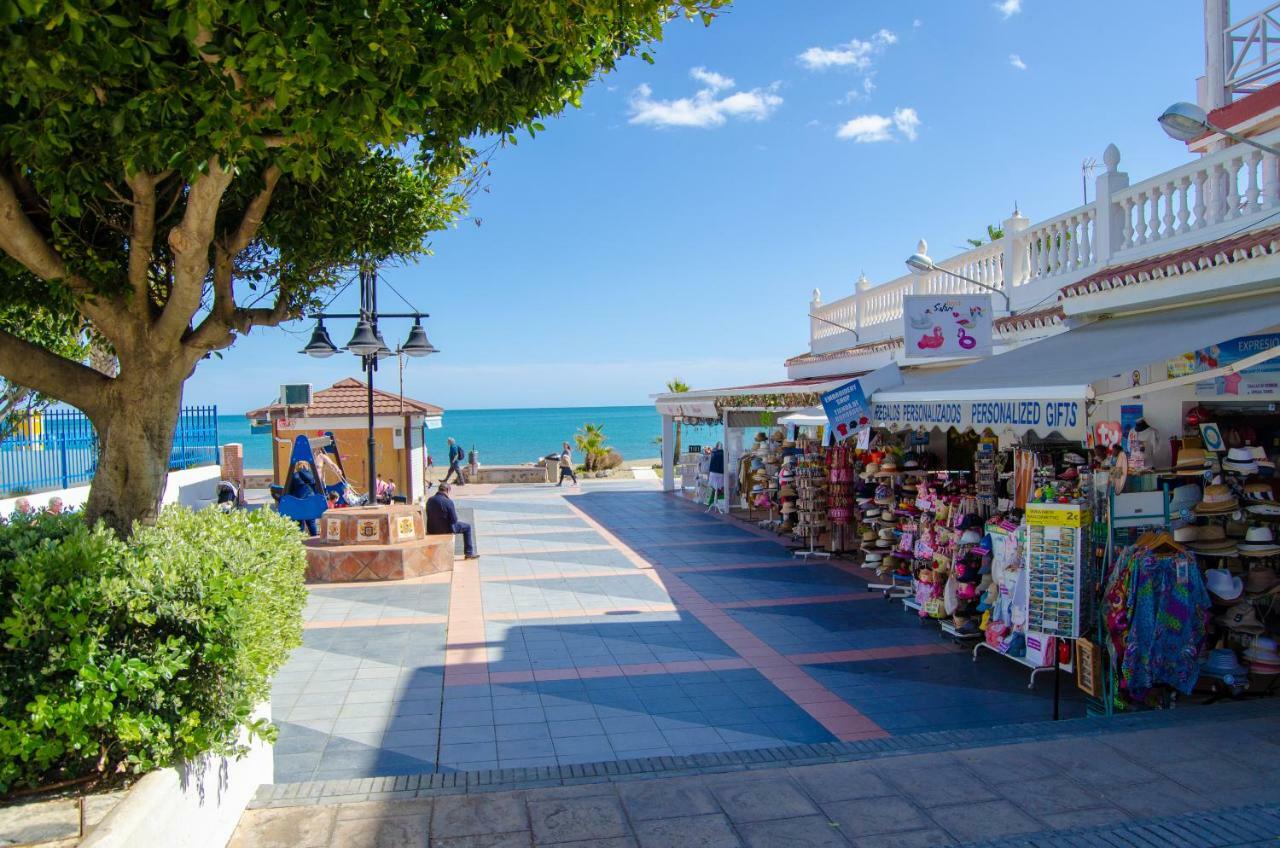 Apartamento Vacacional A 1 Minuto De La Playa - Carihuela Torremolinos Bagian luar foto